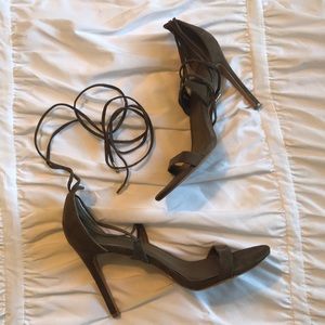 Tie up heels ✨